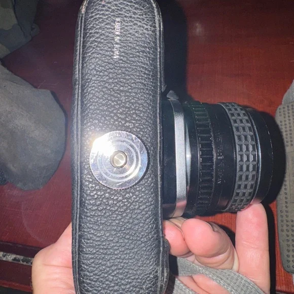 Pentax K1000 camera w/55mm lens, no lens caps - Picture 6 of 10